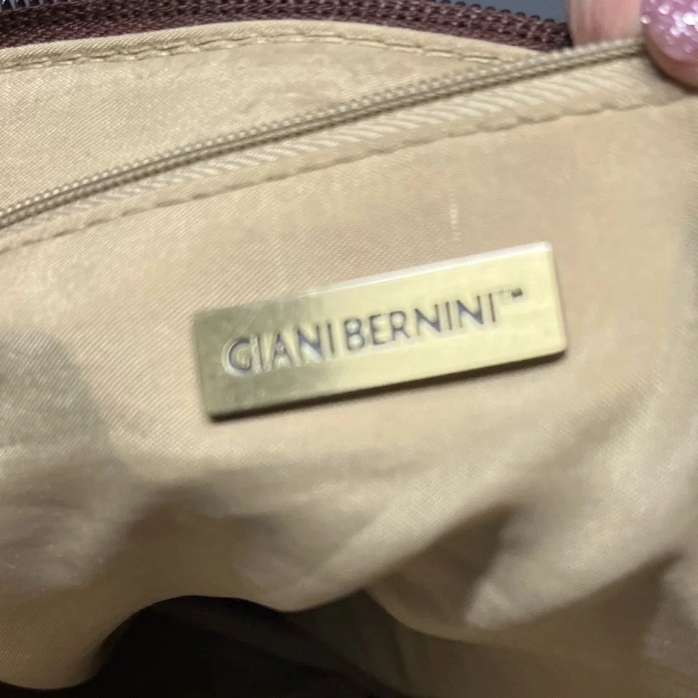 Giani Bernini Purse - Picture 4 of 4